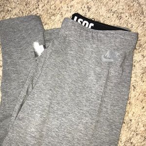 Nike leggings